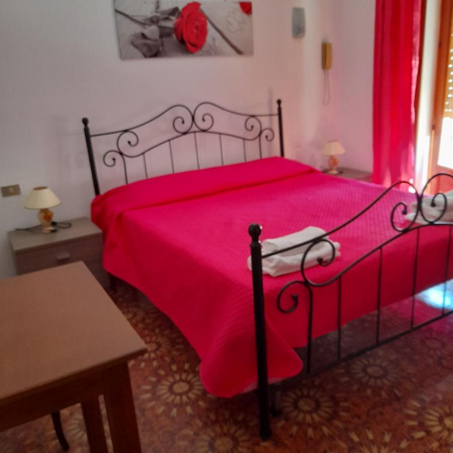 Hotel California Milazzo Exteriér fotografie
