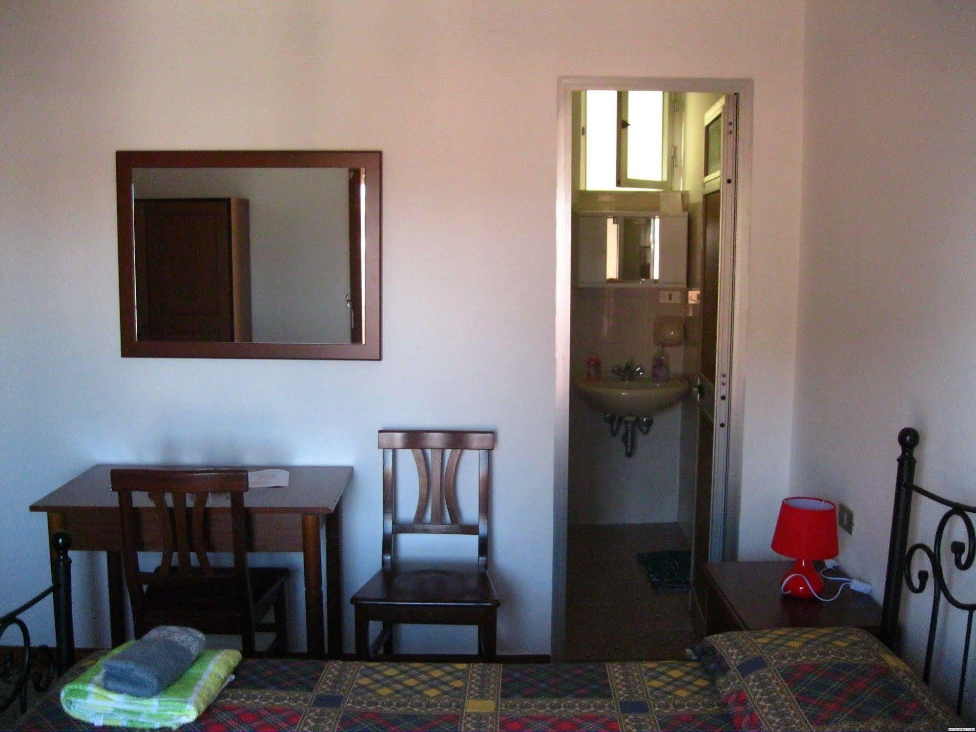 Hotel California Milazzo Exteriér fotografie